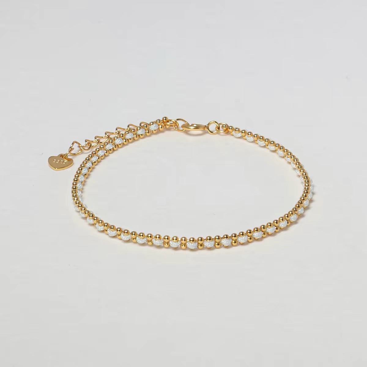 Lucky Bracelet white product view